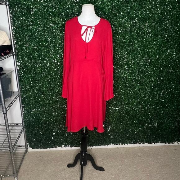 NWOT Sam Edelman Women’s Red V-Neck Bell Sleeve Mini Dress - Sz 14 - Picture 4 of 8